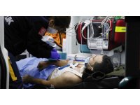 Adana’da sevgililer evde birbirini bıçakladı