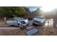 Osmaniye’de otomobiller kafa kafaya çarpıştı: 1 ölü, 2 yaralı