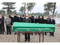 Sahte içkiden ölen yaşlı adam toprağa verildi