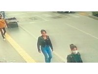 Yaya geçidinde motosikletin çarptığı hamile kadın yaralandı