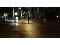 Cadde ortasındaki kavgada kalbinden bıçaklanan genç hayatını kaybetti