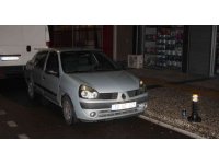 Vatandaşların yolunu kesip polise ihbar ettiği alkollü sürücü, savcı olduğunu iddia edip hakaret yağdırdı