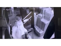 Halı saha dönüşü ölüme neden olan kazada, otobüsteki yolcuların telaş anları güvenlik kamerasında