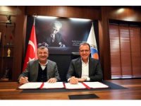 Mersin Büyükşehir Belediyesinde ’sosyal denge tazminatı sözleşmesi’ imzalandı
