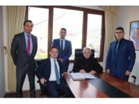 Kozan Belediyesi çalışanlarına 7 bin 600 lira promosyon