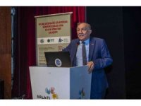 Akay: "Tüketen toplumlar üreten toplumların atık deposu haline geldi"