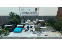 Jandarmadan uyuşturucu laboratuvarına operasyon: 2 gözaltı