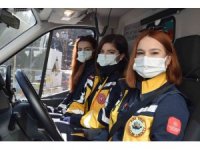 Acil tıp teknisyeni kadınlar saniyelerle yarışarak can kurtarıyor