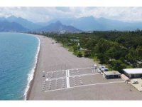 Konyaaltı sahilinde tuvalet ve giyinme kabini sayıları artırılacak, otopark ihlalleri önlenecek