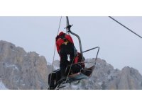 Antalya JAK Saklıkent Kayak Merkezi’nde göreve hazır