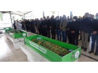 Eşi ve evlatlarını toprağa veren annenin gözyaşları sel oldu