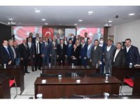 Vali Elban Büyükşehir Belediye Meclisinde