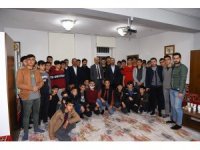 Başkan Okay lise öğrencileri ile bir araya geldi