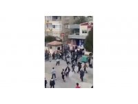 Öğrencilerin kavgasına veliler de karıştı: 3 yaralı