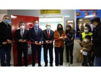 Bilgili Kozan’da kütüphane ve robotik kodlama sınıfı açtı