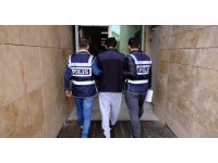 Hırsızlık suçundan aranan 4 şahıs yakalandı