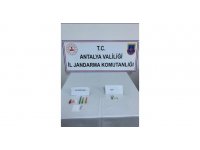 Başkasına ait kimlik numarasını veren şahsın aracında uyuşturucu ele geçirildi