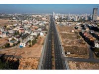 Büyükşehir Belediyesi, geçen yıl 537 bin 298 ton sıcak asfaltla yolları yeniledi