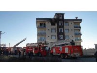 Antalya’da 5 katlı binada korkutan yangın