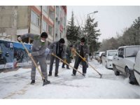 Isparta’da karla mücadelede 70 iş makinesi ve 260 personel görev aldı