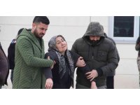 Motosiklet kazasında oğlunu kaybeden anne morgda sinir krizi geçirdi