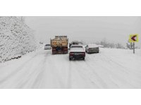 Adana’nın kuzeyinde kar sevinci