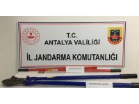 Aynı gün 4 farklı inşaattan 350 bin TL değerinde malzeme çalan 3 şüpheli yakayı ele verdi