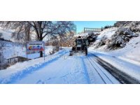 Mersin’de ekipler kar nöbetinde