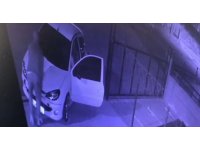 Otomobili iterek çalmışlar