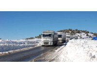 Antalya-Konya karayolunda kar esareti sona erdi