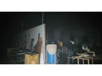 Mobilya atölyesindeki yangın korkuttu