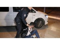 Polisten kaçan alkollü sürücü ortalığı birbirine kattı