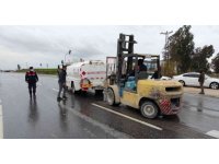 Kamyona, yakıt tankeri çarptı şans eseri yaralanan olmadı