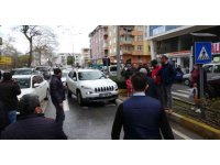 Yaya geçidine park edip kazaya davetiye çıkardı