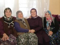 ÜMMÜ ŞAHİN KUMKÖY SAKİNLERİYLE BULUŞTU