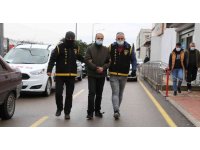 68 bin Euro’yu çalmak isterken yakalandı