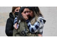 Yangından etkilenen genç kız ve annesi gözyaşlarına boğuldu