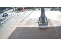 Antalya’da kapı açılınca dışarı uçan acemi driftçiye 11 bin TL ceza