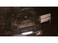 Baba-kız takla atan otomobilden burnu bile kanamadan çıktı