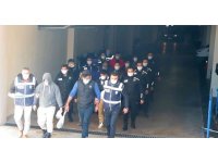 Antalya’da eş zamanlı operasyonlarda 58 aranan şahıs yakalandı