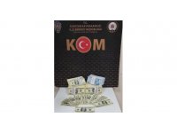 Elbistan’da, servet değerinde sahte dolar ve TL ele geçirildi