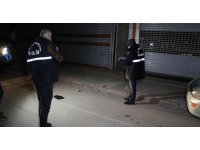 Adana’da otomobilin altında kar maskesi ile 3 adet EYP bulundu