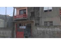 Evinin önünde başından vurulan genç hayatını kaybetti