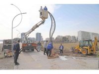 Mezitli sahilinde aydınlatma çalışmaları başladı