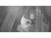 Hırsızlar bahşiş kutusunu bile çaldı