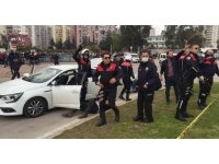 Otomobilde çatışma: 2 yaralı