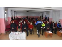 Mersin polisi ilkokul öğrencilerini asayiş konularında bilgilendirdi