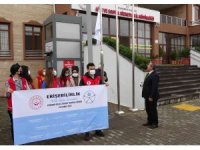 Erişebilirlik belgesi almaya hak kazanan kurumlara bayrakları teslim edildi