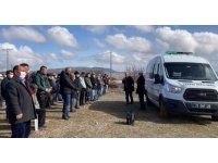 Kocasının okul bahçesinde öldürdüğü 2 çocuk annesi toprağa verildi