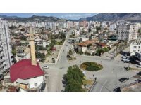 Kozan’da asfalt ve minare çalışması